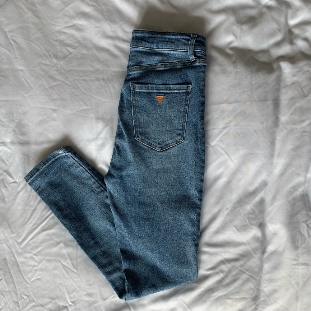 Guess distressed jeans